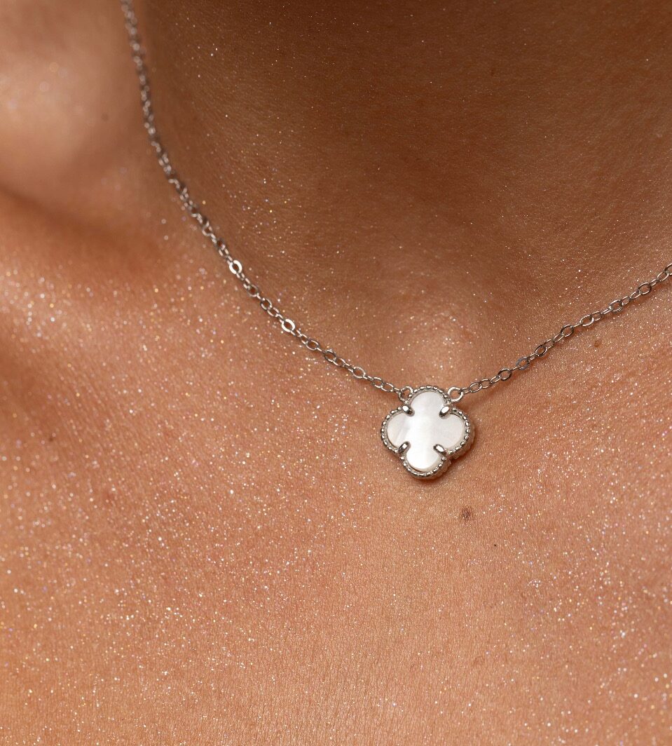 дамско колие четирилистна детелина