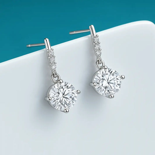 чифт сребърни обеци с циркониев камък