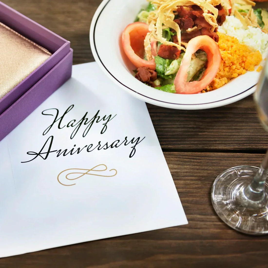 10 Оригинални Пожелания за Юбилей на Жена