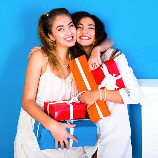 10 Идеи за оригинален подарък за приятелка
