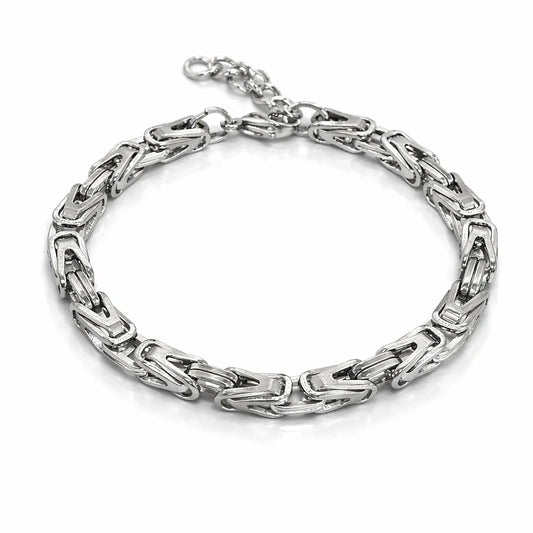 мъжка гривна от неръждаема стомана на бял фон